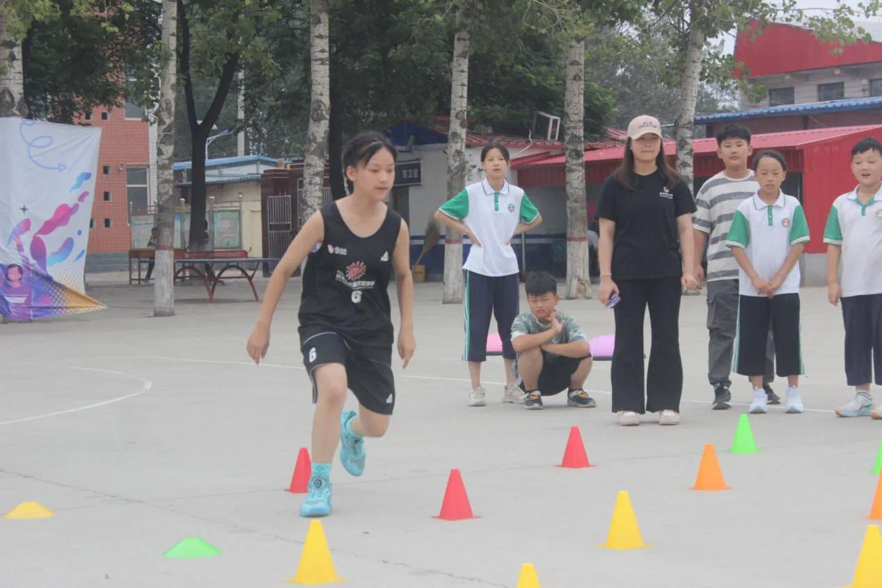 fdc2ceeed3494a49b6bda3fa95ab9988.png fdc2ceeed3494a49b6bda3fa95ab9988.png